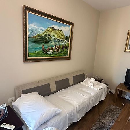Kk Apartment Air Albania-Centrally Located ติรานา ภายนอก รูปภาพ